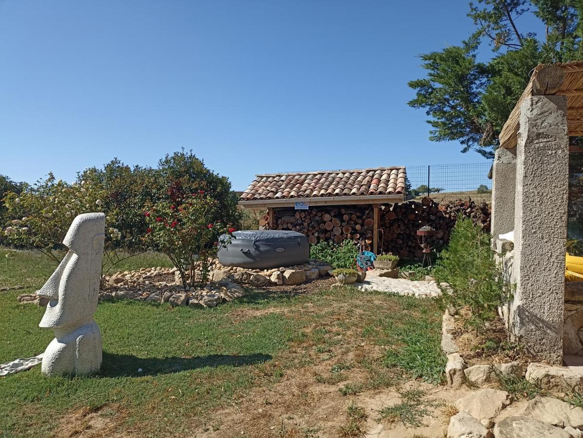 Un Jardin Sur La Colline Apartamento Claveyson Exterior foto
