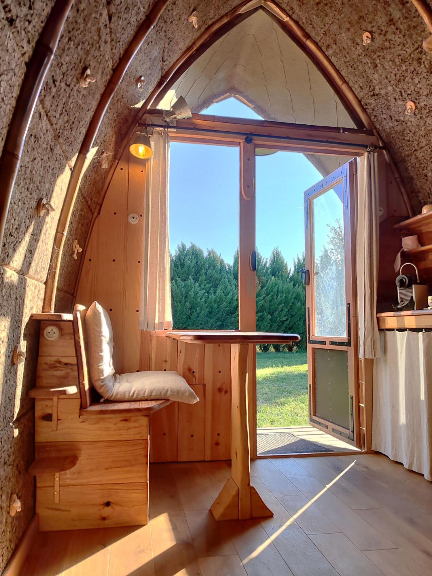 Un Jardin Sur La Colline Apartamento Claveyson Exterior foto
